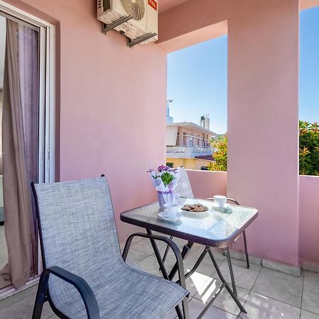 Nikos Apartments Agia Marina Exterior foto