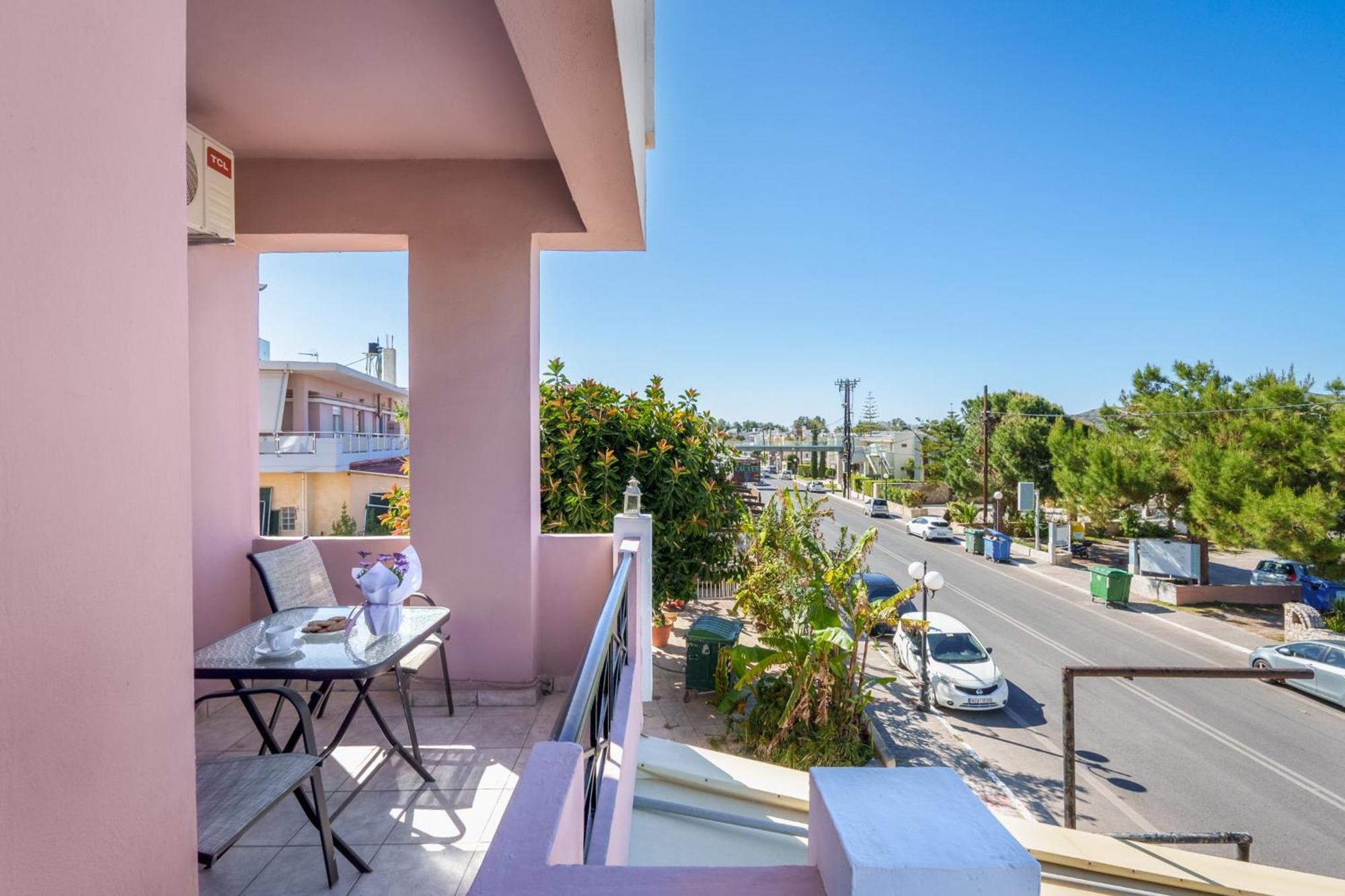Nikos Apartments Agia Marina Exterior foto