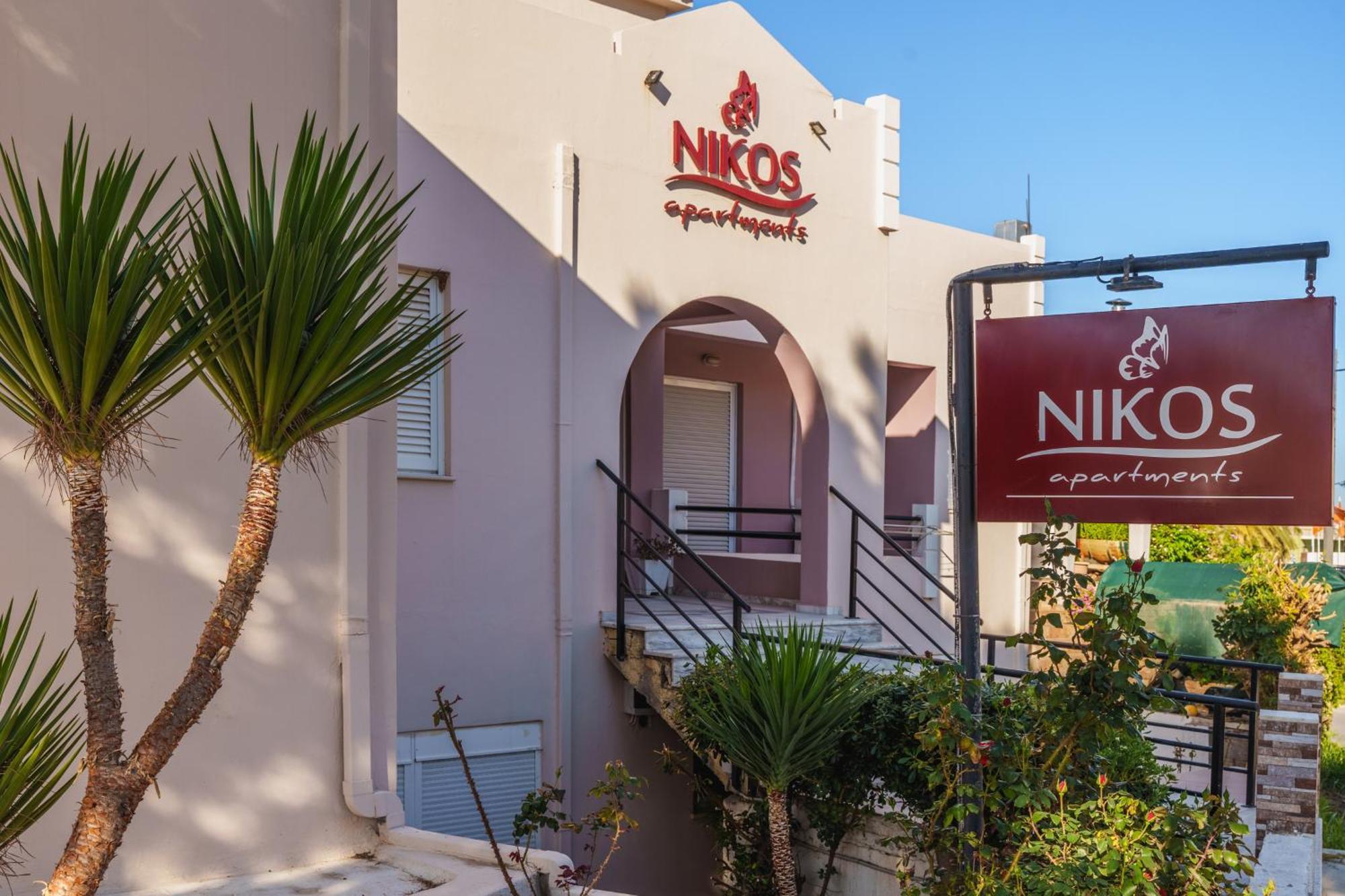 Nikos Apartments Agia Marina Exterior foto