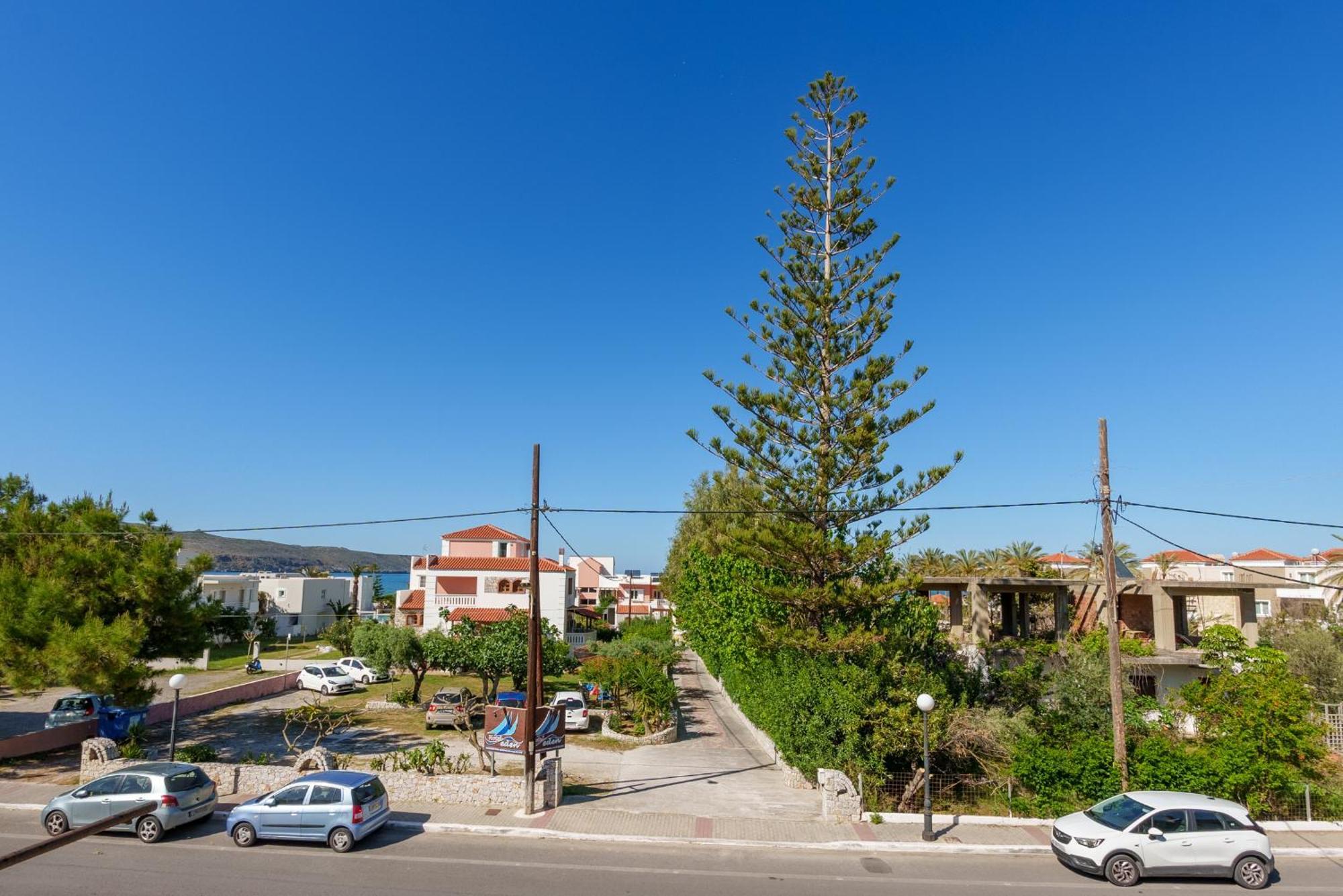 Nikos Apartments Agia Marina Exterior foto