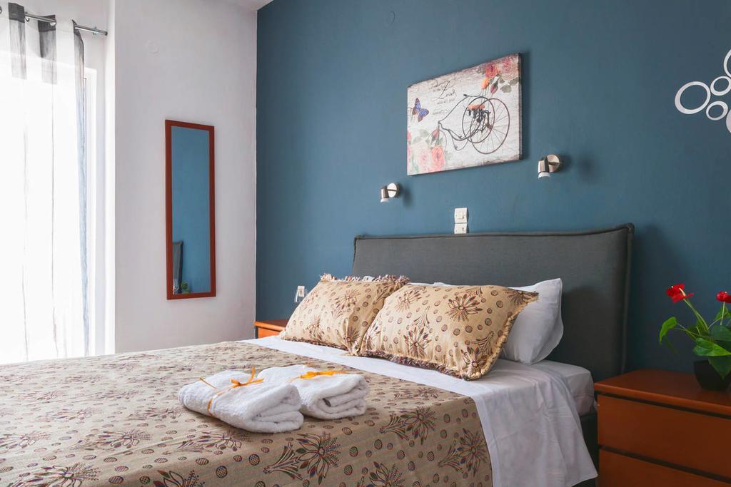 Nikos Apartments Agia Marina Quarto foto